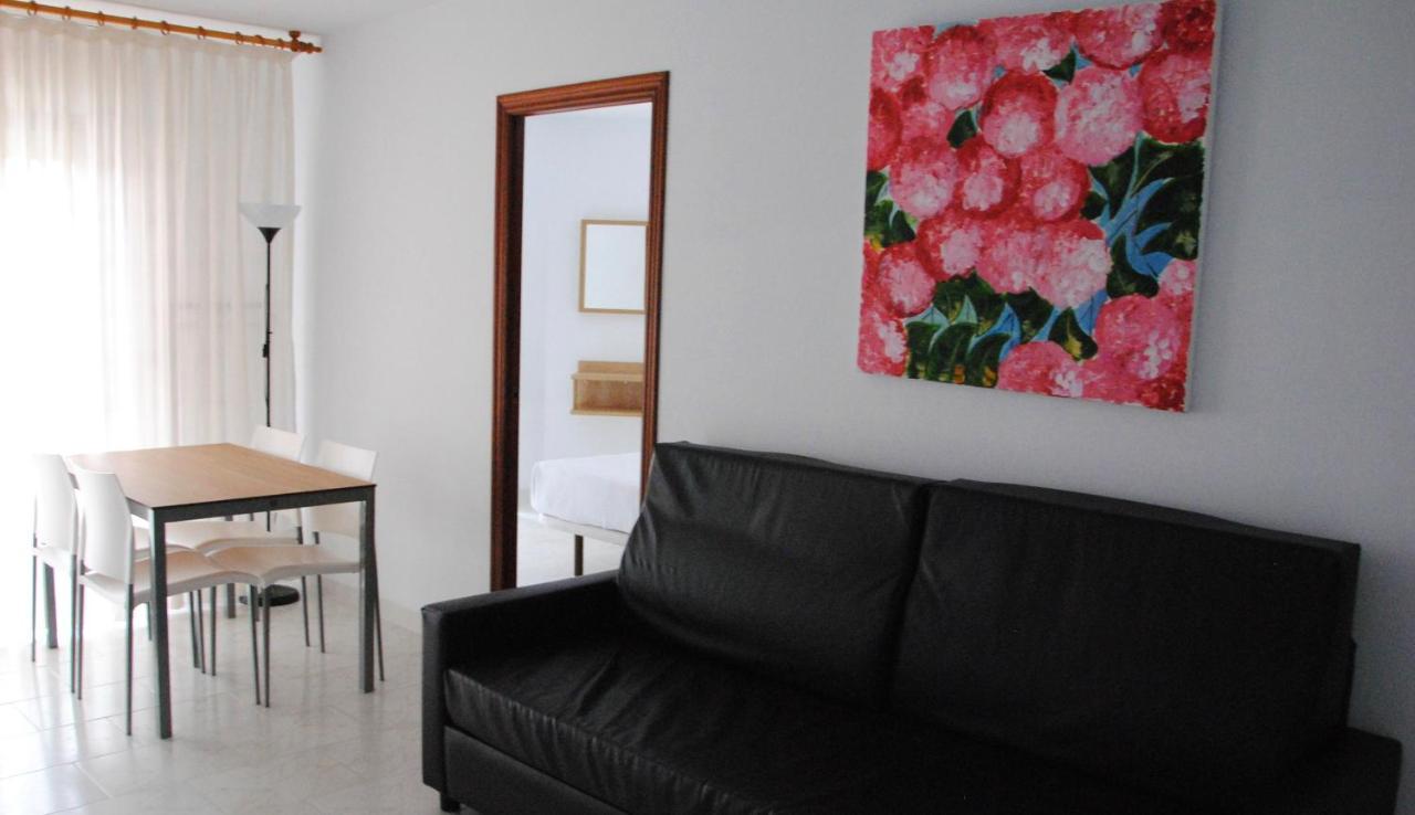 Apartamentos Regollera Ноха Экстерьер фото